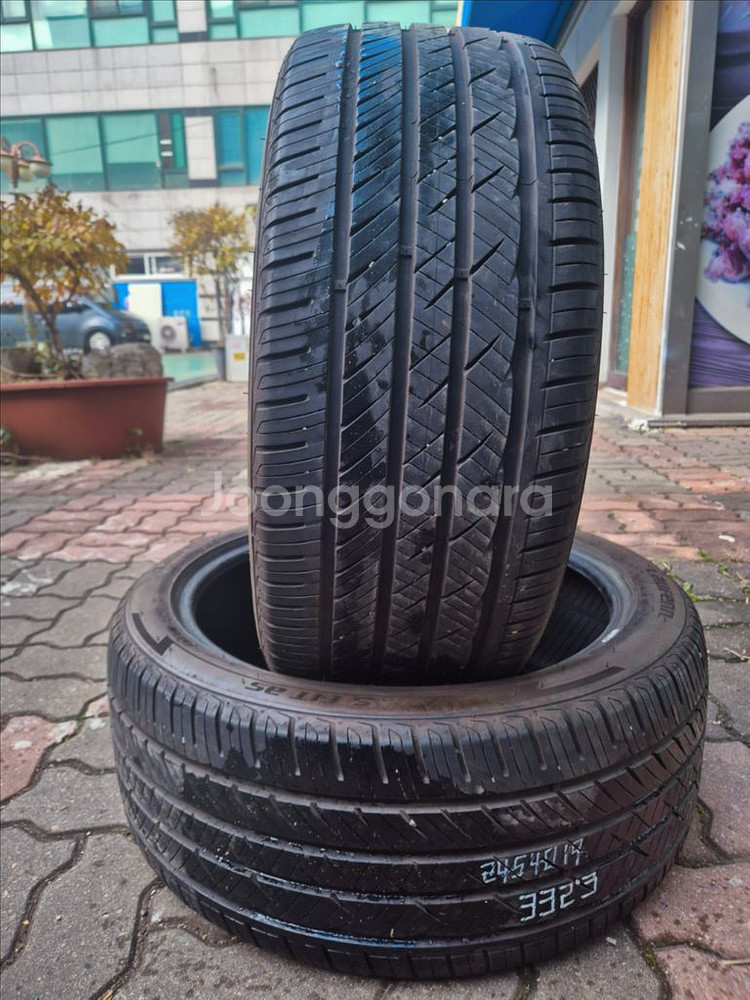 245/40/19 한국타이어 라우펜--0