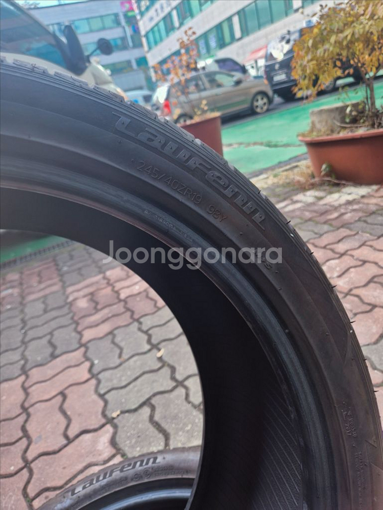 245/40/19 한국타이어 라우펜--3