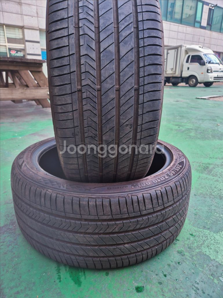 245/40/19 마제스티9--0