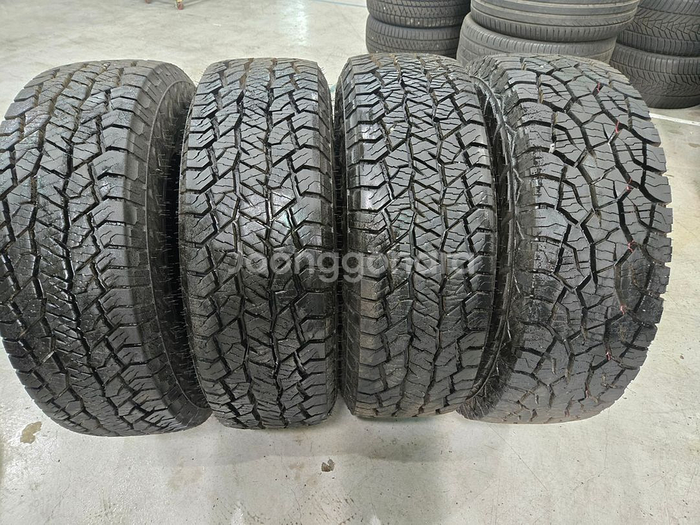 275 70 18 한국 다이나프로AT2 익스트림 중고타이어 판매합니다--6