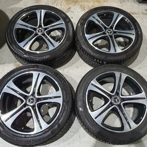 W213 벤츠E클래스 18인치 순정휠 윈터타이어 판매합니다
