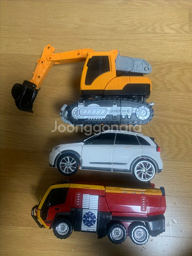 또봇 올드토이 장고, 발칸, 록키 일괄 판매합니다.(메트론은 부품용 덤)--4