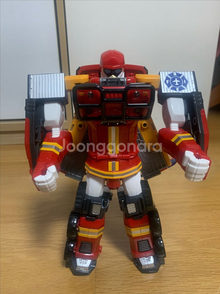 또봇 올드토이 장고, 발칸, 록키 일괄 판매합니다.(메트론은 부품용 덤)--8