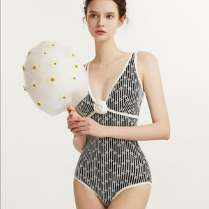 아그넬 수영복 까멜리아 모노키니