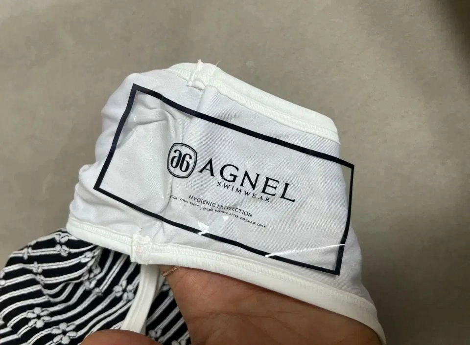 아그넬 수영복 까멜리아 모노키니 이미지