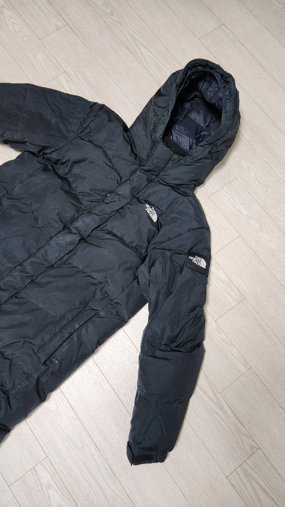 노스페이스 롱패딩 블랙 색상 160--1