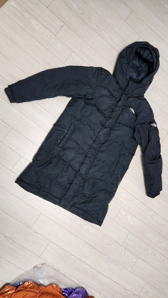 노스페이스 롱패딩 블랙 색상 160--2