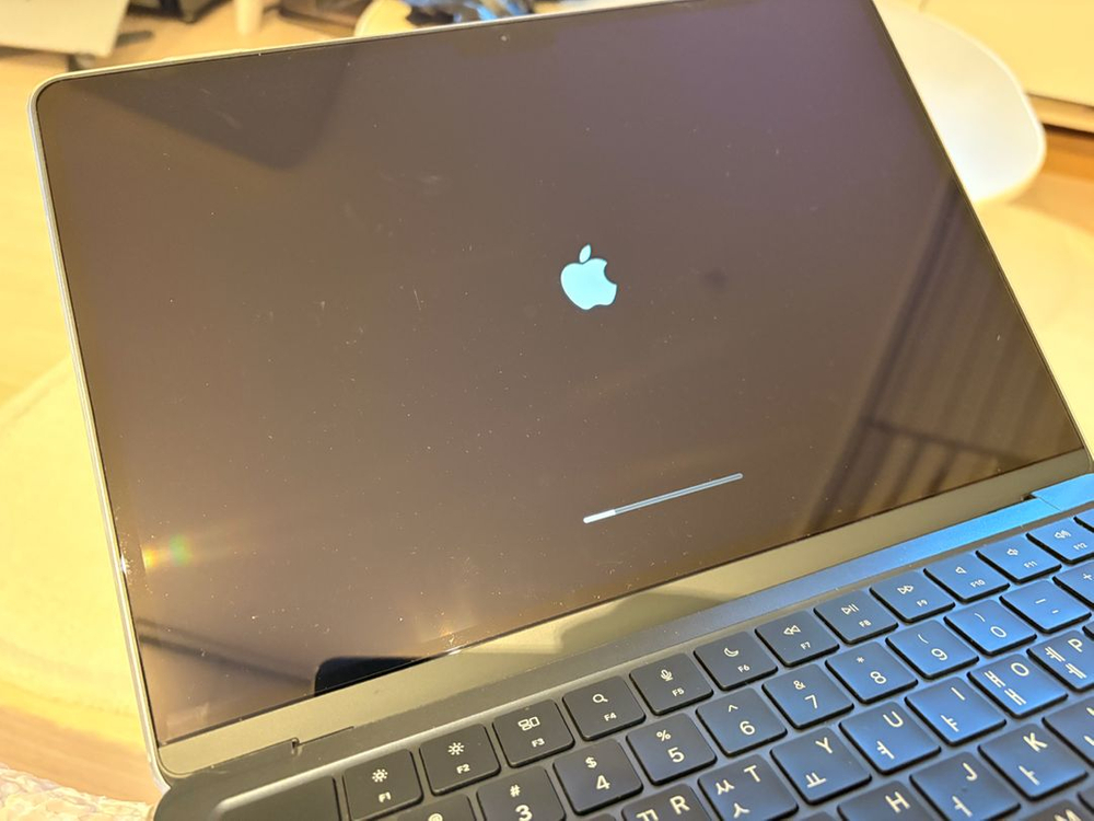 맥북 에어 M3 13인치 8GB (에플케어) 이미지