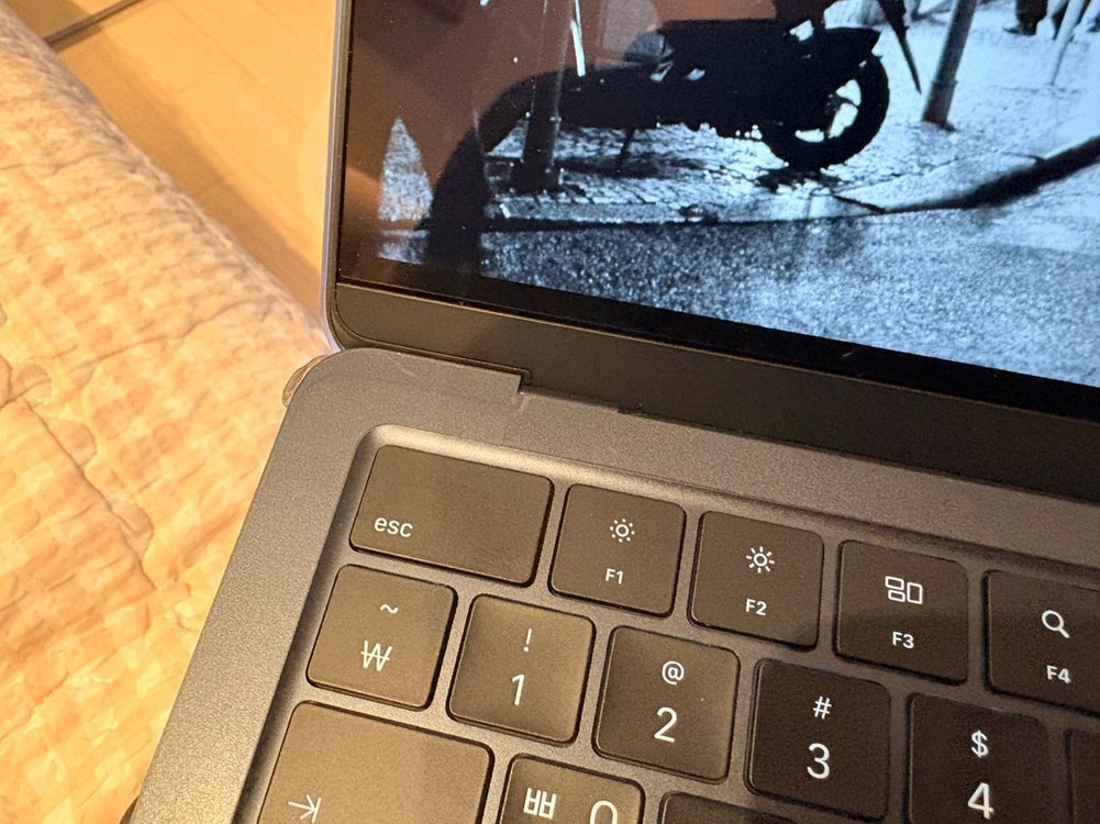 맥북 에어 M3 13인치 8GB (에플케어) 이미지