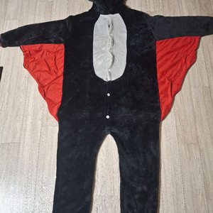 박쥐 극세사잠옷입니다 s싸이즈