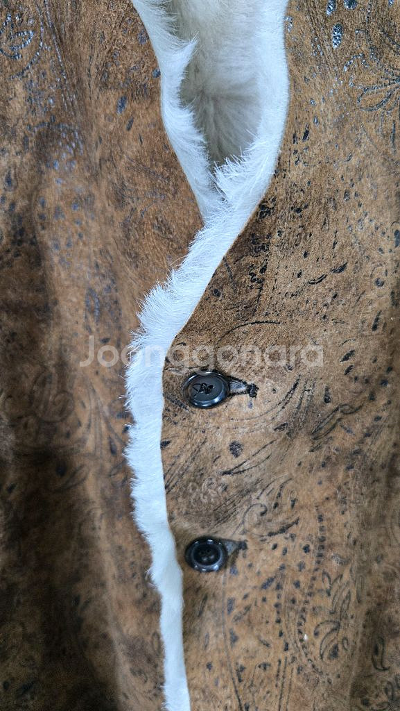 발데사리니 휴고보스 빈티지 리얼무스탕 베스트--1