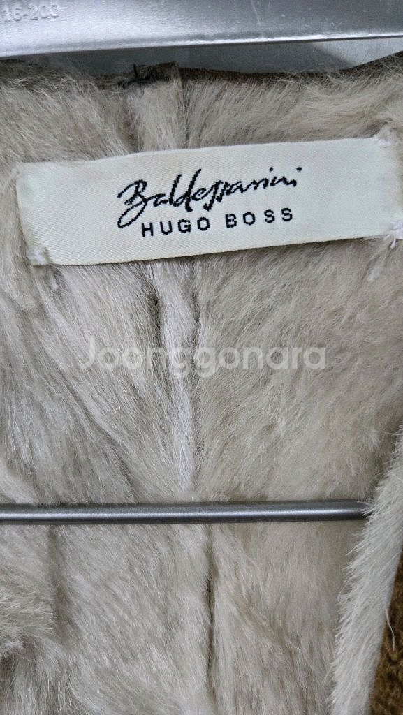 발데사리니 휴고보스 빈티지 리얼무스탕 베스트--2