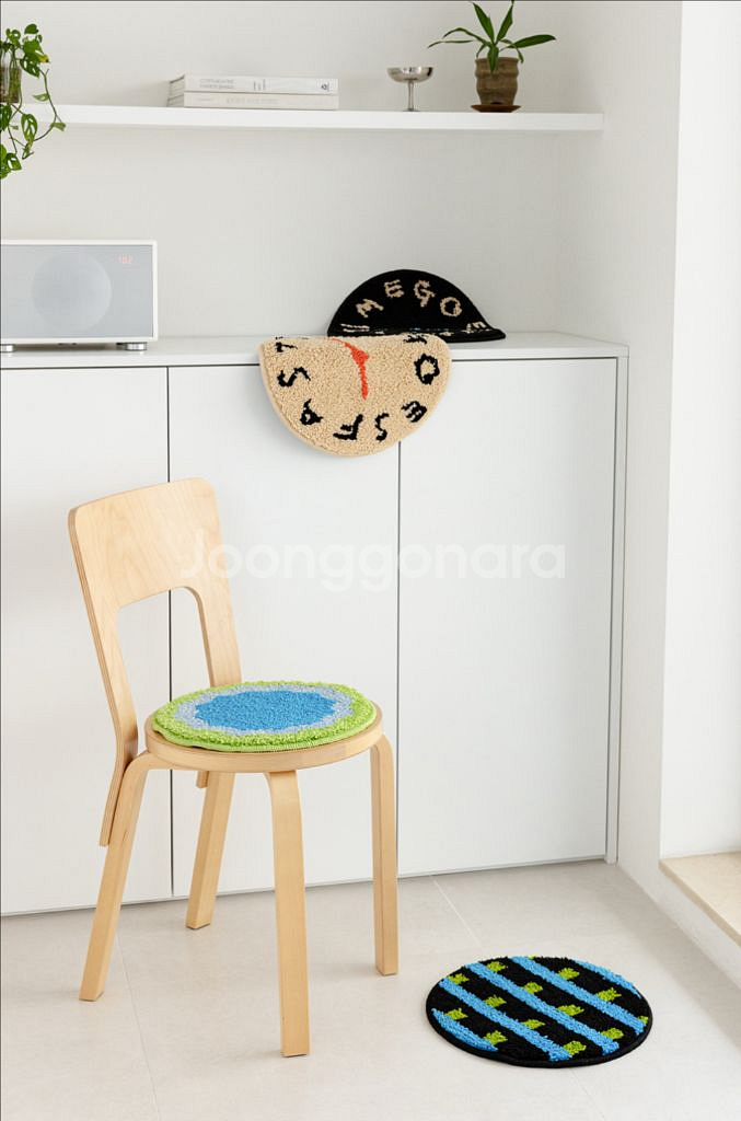 라이브워크 리틀띵스 원형러그 v.3 Clock-beige 미개봉 새제품--1