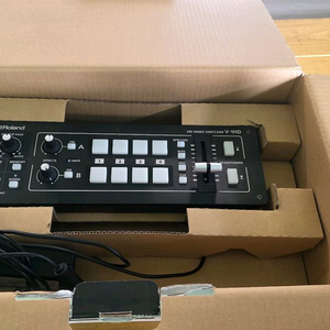 Roland V-1HD 4채널 비디오 스위처