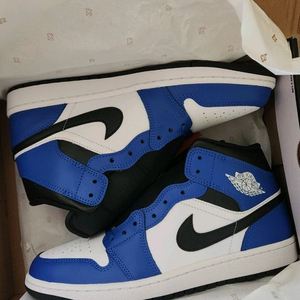 조던1 미드 블루 새상품 (280mm)