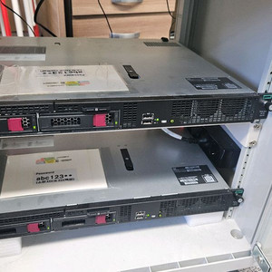 HP ProLiant DL20 Gen10 서버 2대 + 전용 랙 세트 판매 (정품 Windows 포함)