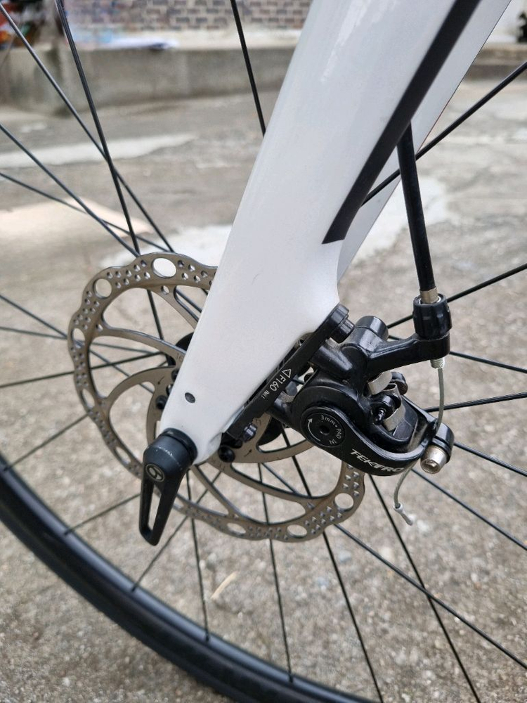 트렉 도마니 al3 이미지