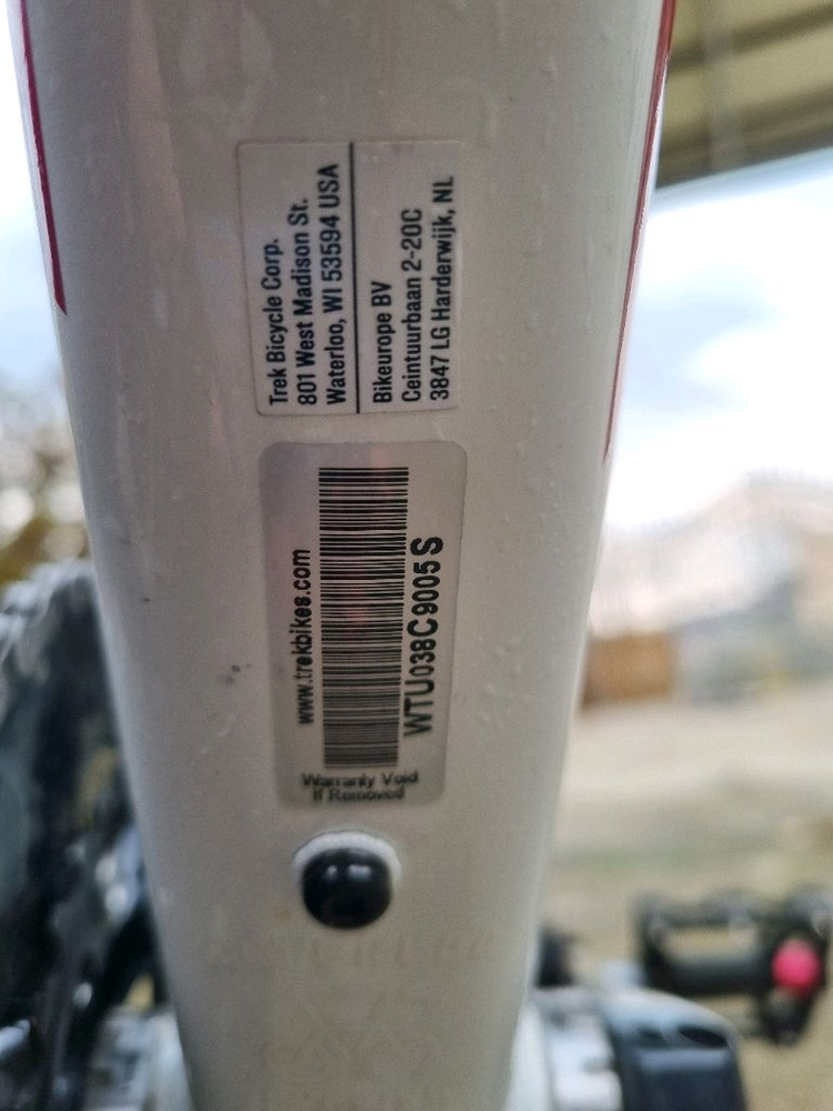 트렉 도마니 al3 이미지