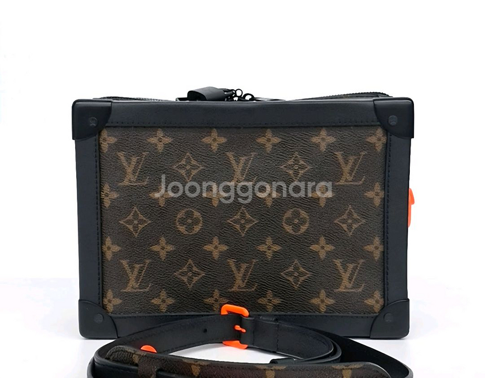 루이비통 버질아블로 소프트 트렁크 백--0