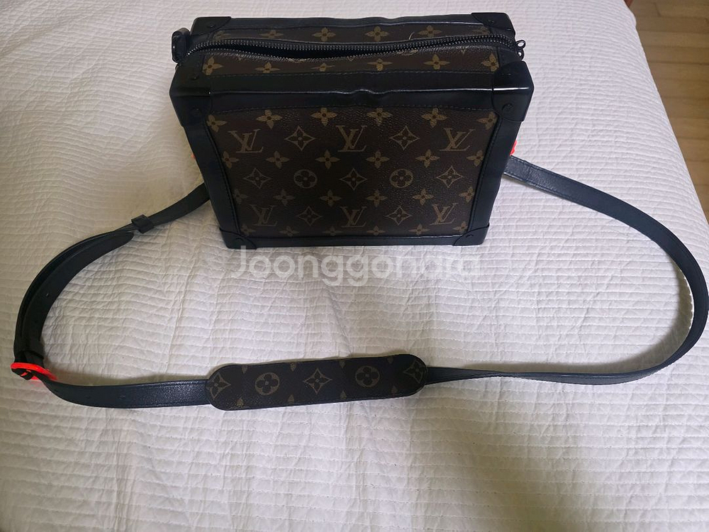루이비통 버질아블로 소프트 트렁크 백--1