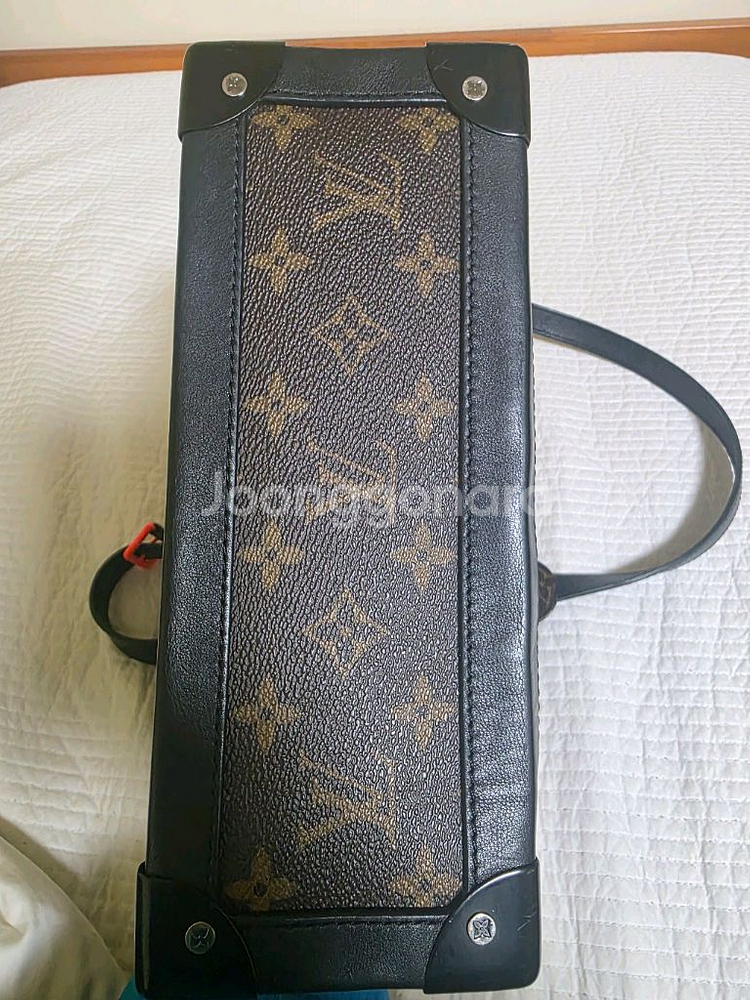 루이비통 버질아블로 소프트 트렁크 백--4