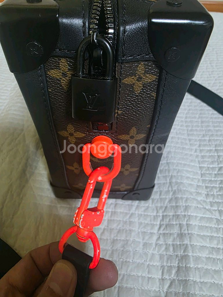 루이비통 버질아블로 소프트 트렁크 백--6