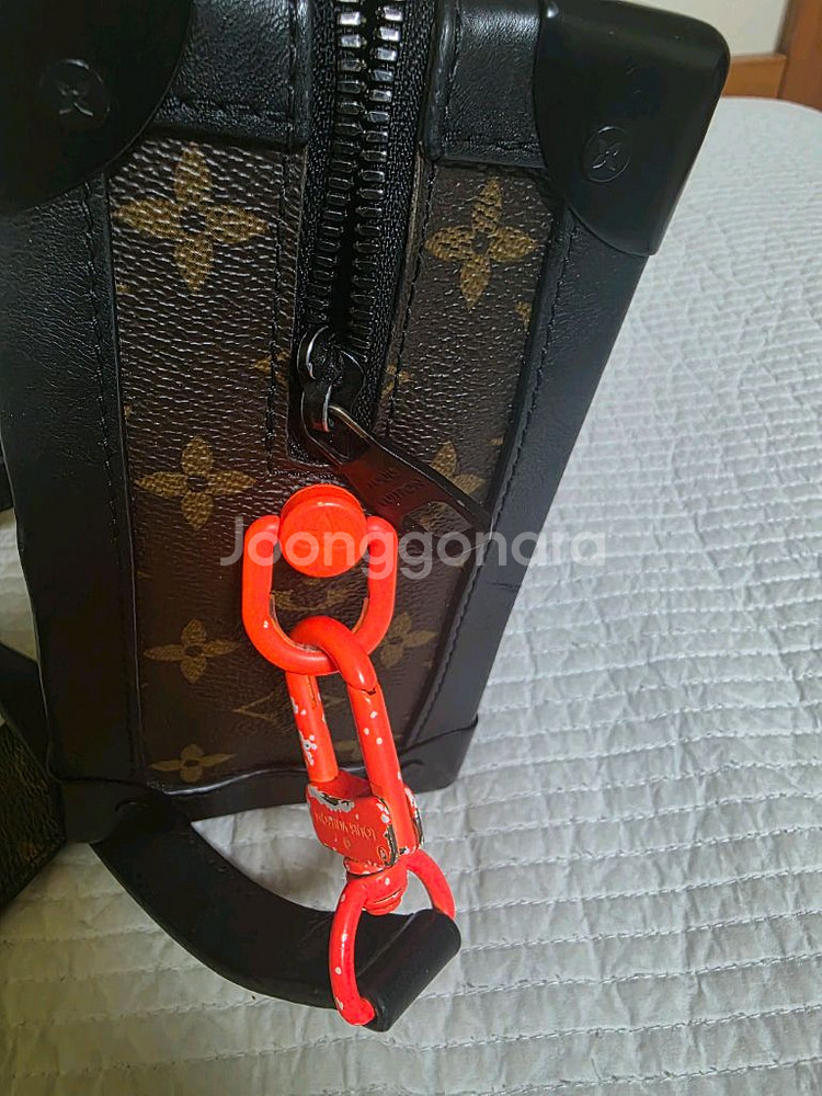 루이비통 버질아블로 소프트 트렁크 백--7