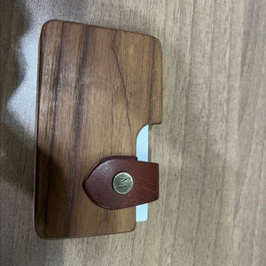 나무 카드지갑