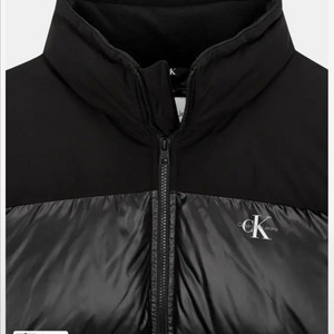 캘빈클라인ck 유광 패딩 점퍼 이미지