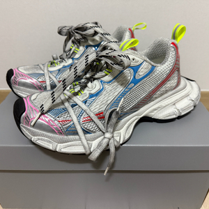 발렌시아가 3XL 스니커즈 멀티 43사이즈