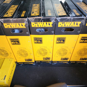 디월트 서큘레이터 18인치 팝니다 DXF1853