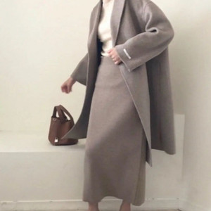 고궐리티 BOWEN보웬 핸드메이드 코트