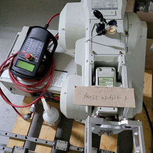 미쯔비시 6축 로봇암.로봇팔