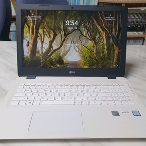 LG 울트라 노트북 15U480 8세대 i5-8250U 램 16G nvme 256 외장그래픽 MX150