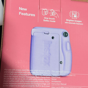 인스탁스 미니11 라일락퍼플 50,000 팝니다.