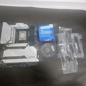 인텔 i7-13700K CPU msi z690 포스 와이파이 ddr5 16g x2일괄 판매해요