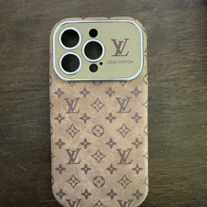 루이비통 아이폰15프로 케이스