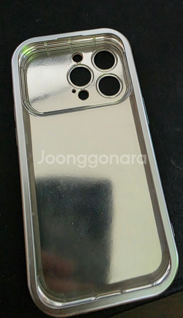 루이비통 아이폰15프로 케이스--1