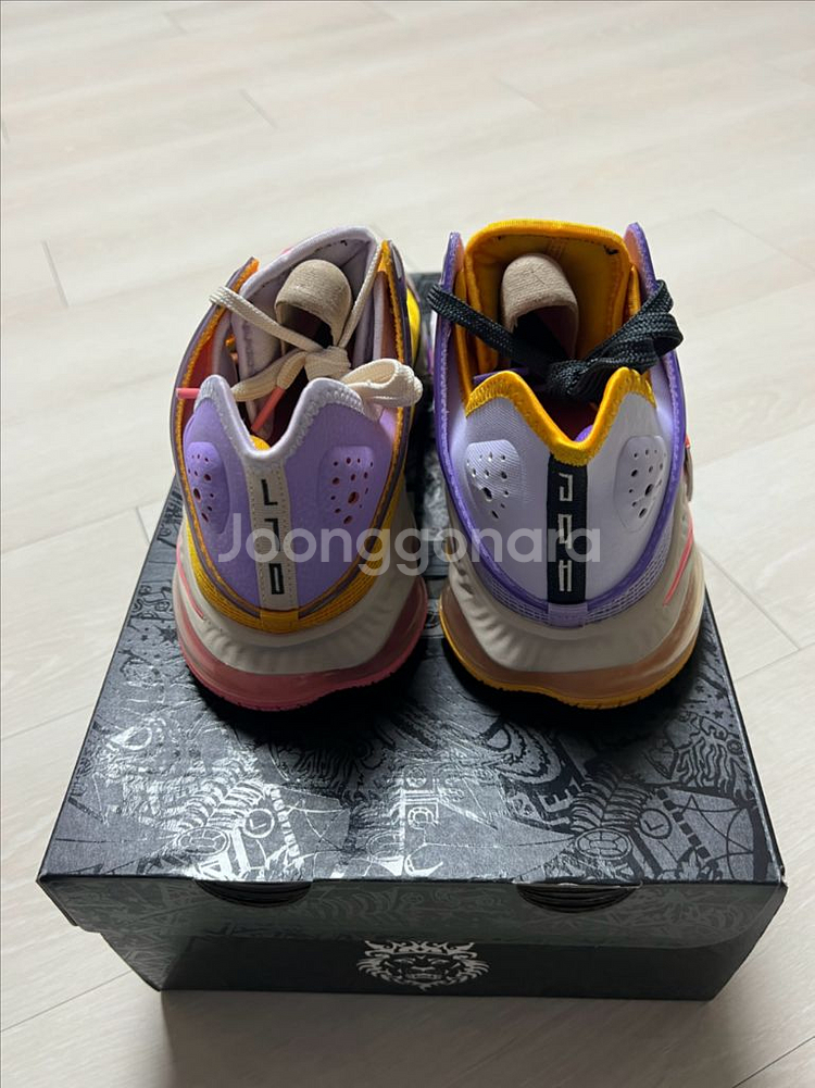 르브론19 로우 새상품 260사이즈--4