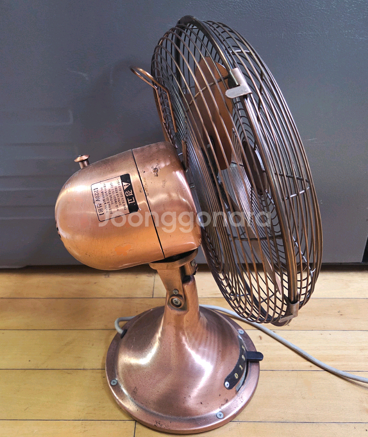 마이프렌드 레트로 메탈 탁상형 선풍기--1