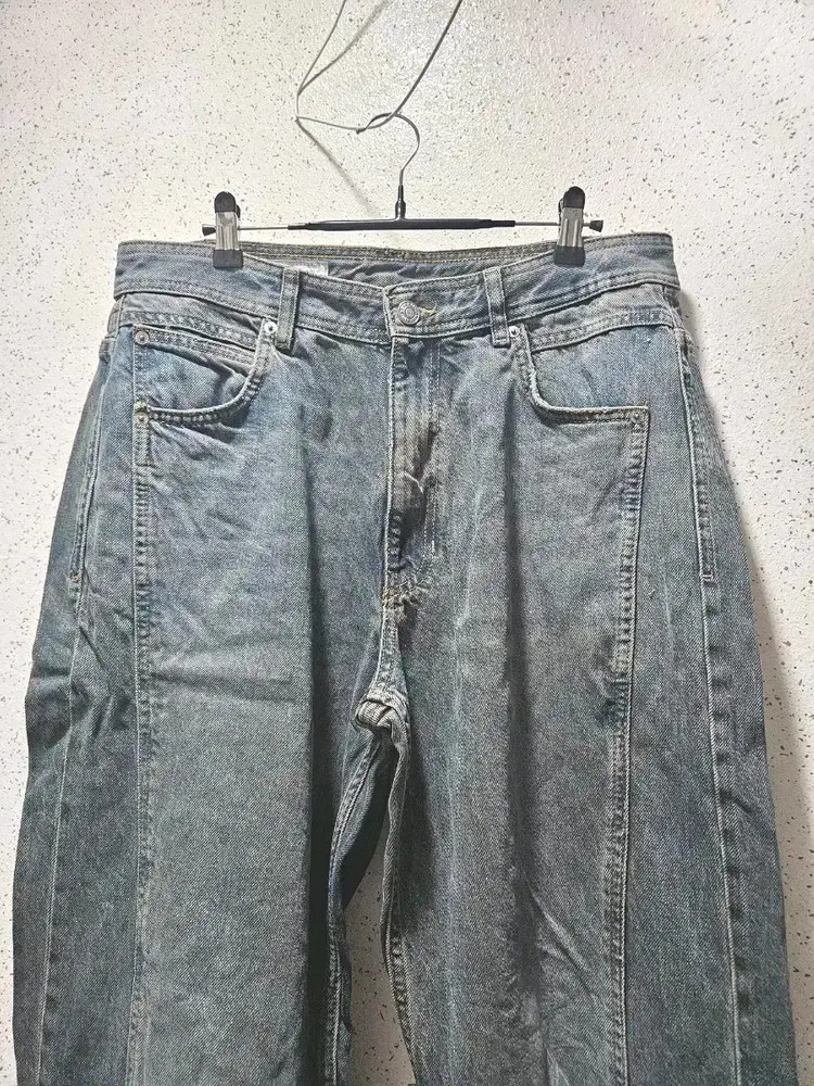 32) 자라 릴렉스핏 스티치 진 32 중청워싱 6045 303 이미지