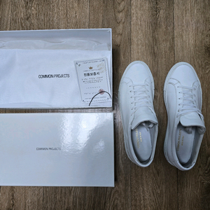 커먼프로젝트 아킬레스 로우 화이트 40 팝니다