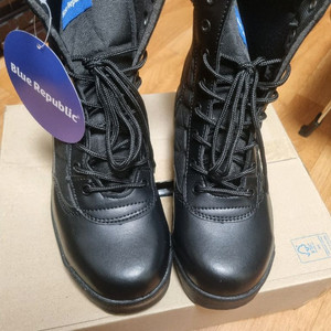 전술화 캠핑 하이킹화 안전화 작업화 등 다용도화