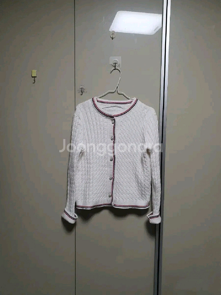 soup 꽈배기 니트 가디건 (프리사이즈)/9천원--0