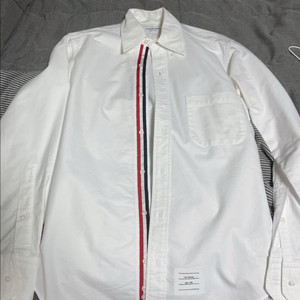 톰브라운 삼선탭 화이트 셔츠 1사이즈