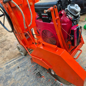 혼다 도로컷팅기 24마력