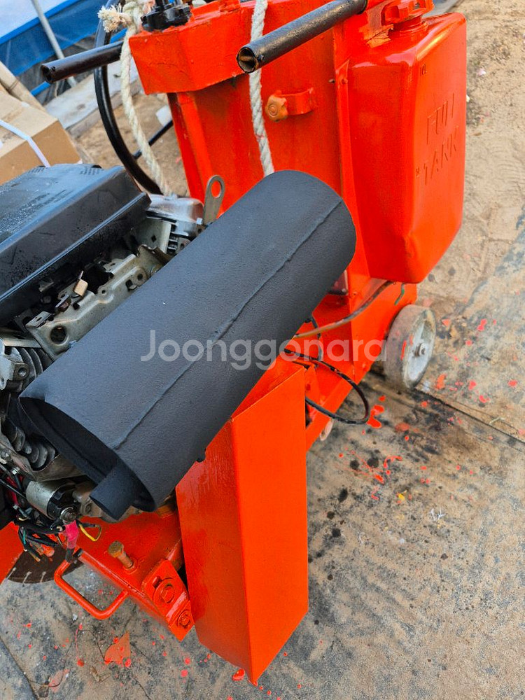 혼다 도로컷팅기 24마력--3