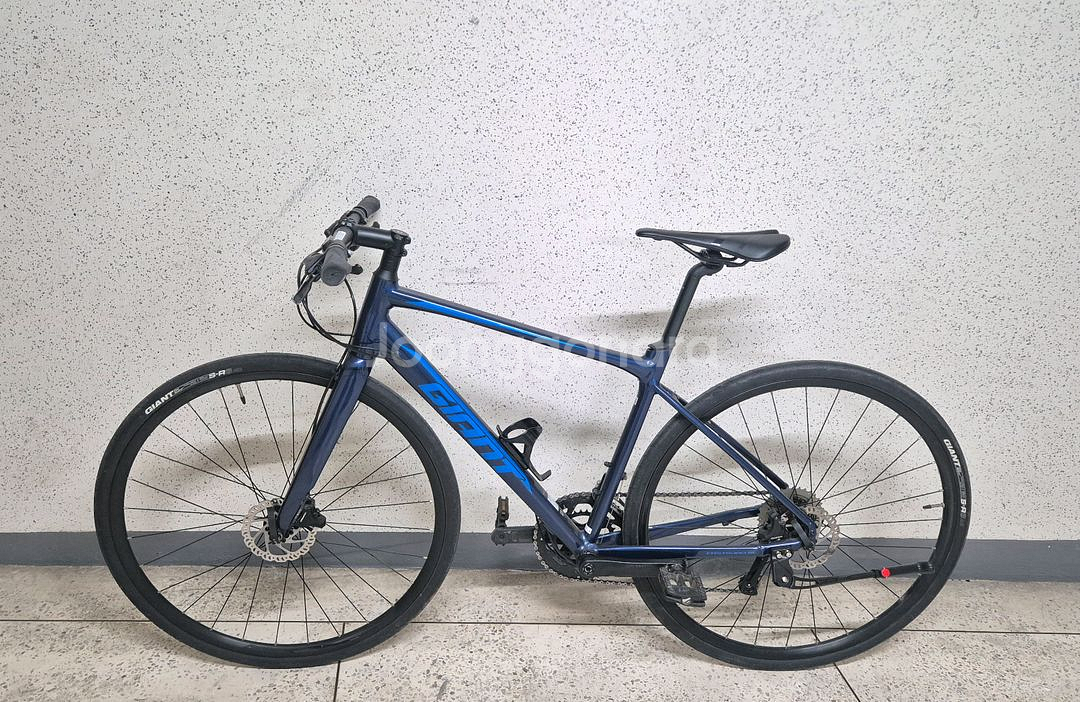 자이언트 패스트로드 디스크 로드 자전거 하이브리드 메리다 스피더 200급--3