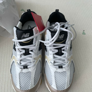 뉴발란스 530 화이트골드 225사이즈