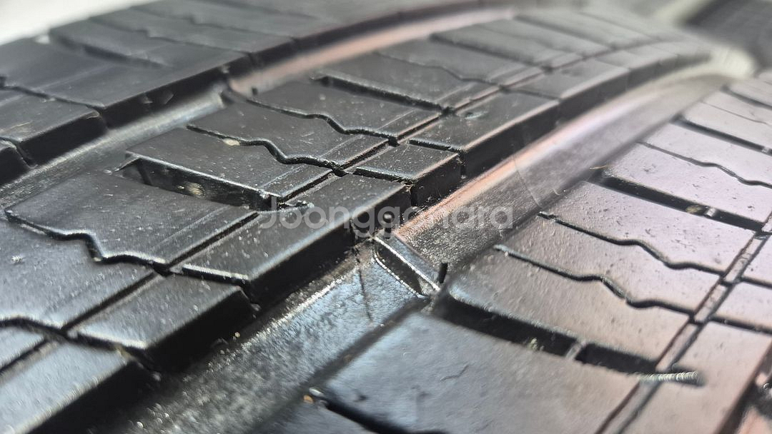 중고 타이어 245 50 20 미쉐린 프라이머시투어AS 2455020--1